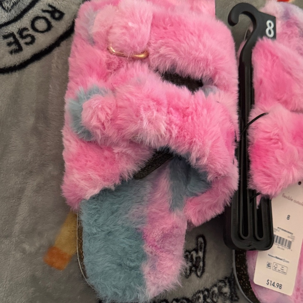 Secret Treasures Pink and Blue Fuzzy Slippers - Picture 2 of 4